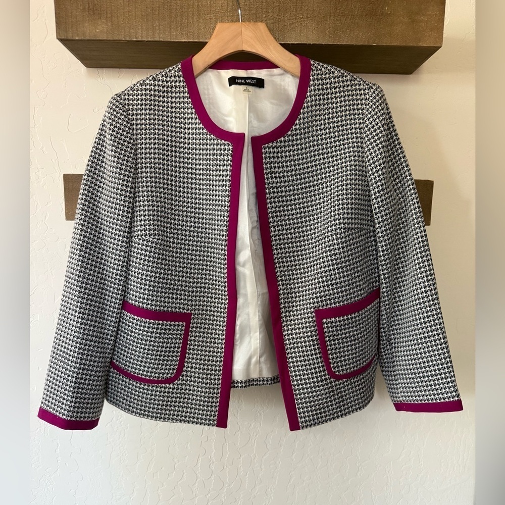 Nine West|Black and White Houndstooth checkered Blazer with Pink Accents•Preppy